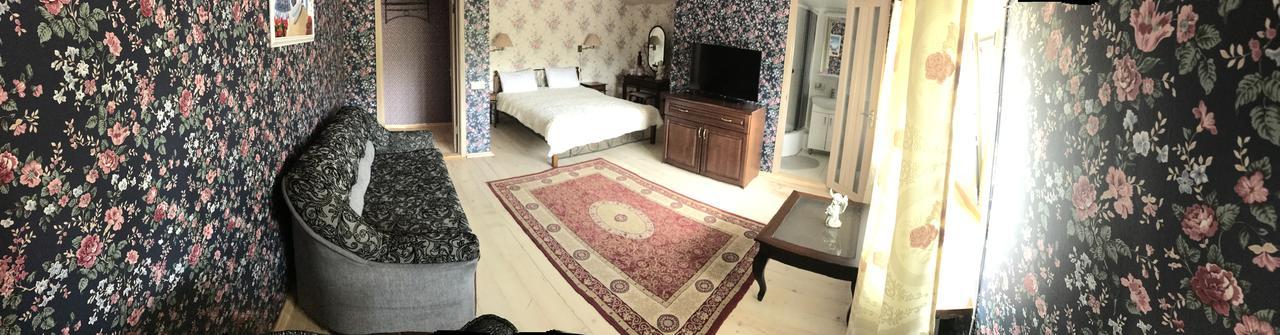 Minihotel Zolotoe Runo Ploskoye Exteriör bild
